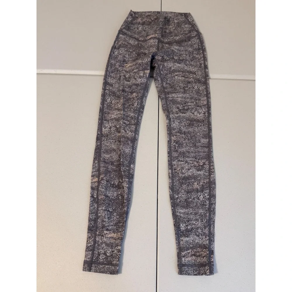 Lululemon High Rise Leggings Grey White Abstract Print Full Length‎ Size 4 G3